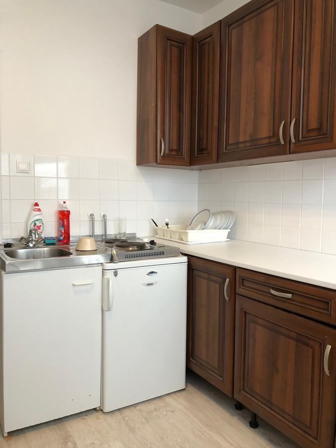 Pelikan Vendeghaz Hotel Солнок Екстериор снимка