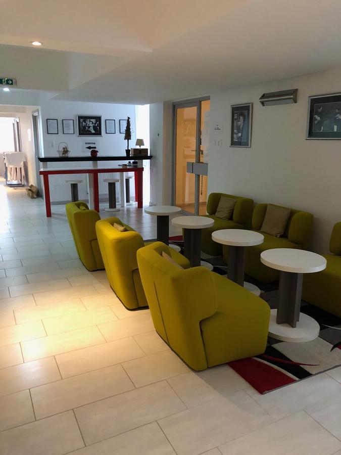 Pelikan Vendeghaz Hotel Солнок Екстериор снимка